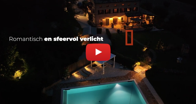 Ultiem ontspannen bij het zwembad van La Vecchia Scuola in Le Marche