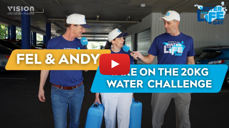 Fel & Andy Take on the 20kg Water Challenge | Water For Life Day